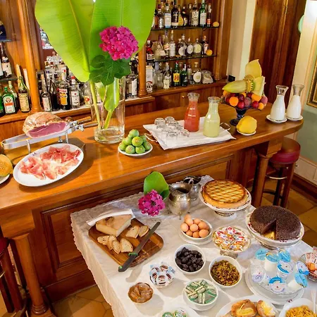 Hotel Verdeborgo 3*